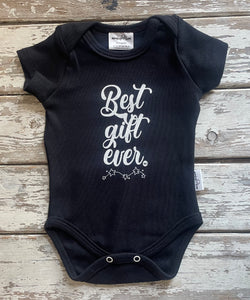Onesie: Best Gift Ever