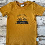 T-shirt: This is how I roll