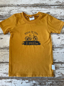 T-shirt: This is how I roll